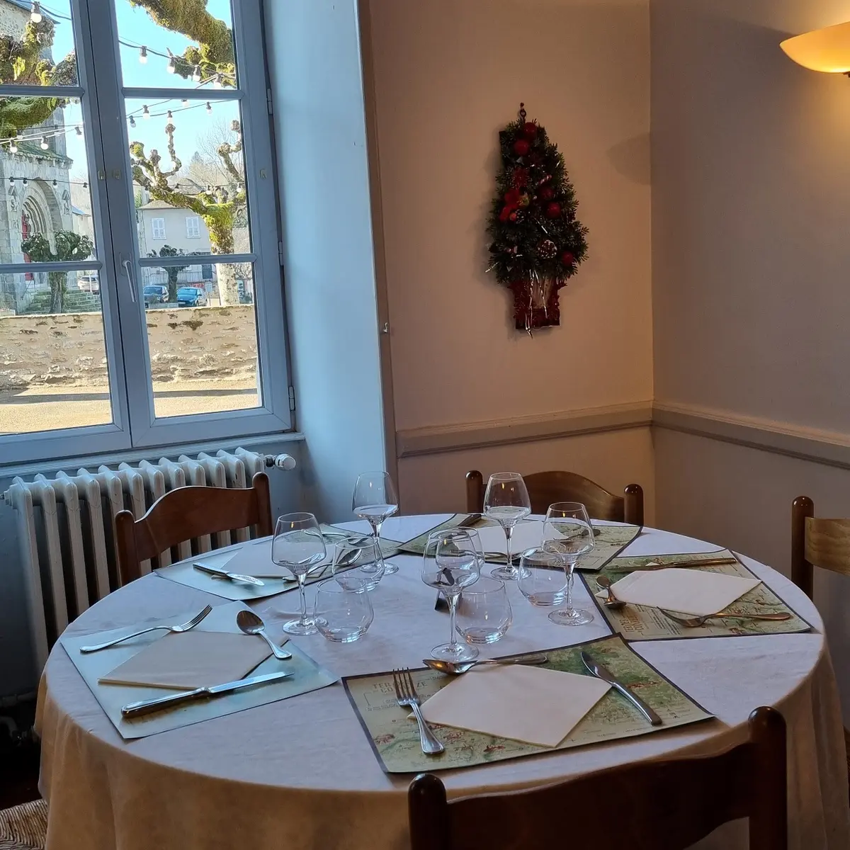 Restaurant Le Vigeois ©LL - OT Terres de Corrèze (2)