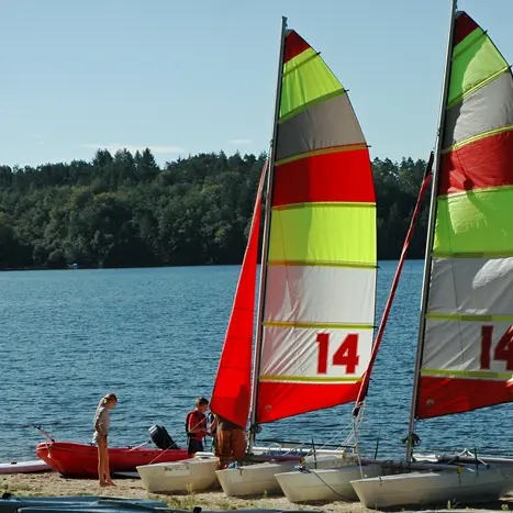 Voile et planche à voile Station Sports Nature Ventadour - Lac de la Valette_3
