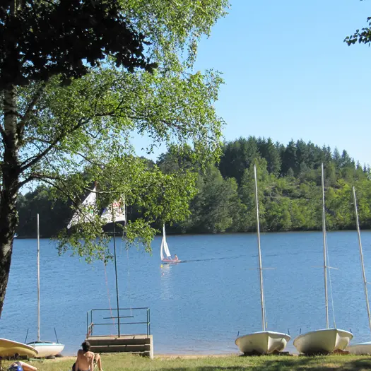 Voile et planche à voile Station Sports Nature Ventadour - Lac de la Valette_4