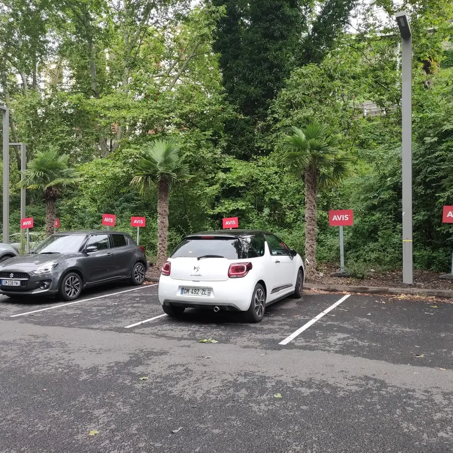 Parking avis
