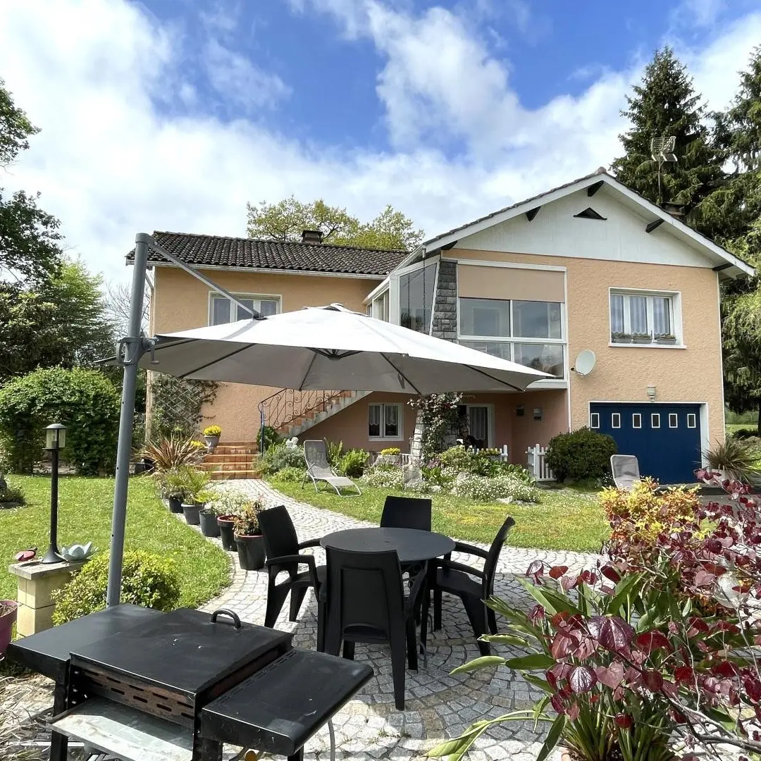 Gîte Larrieu - Gan - jardin