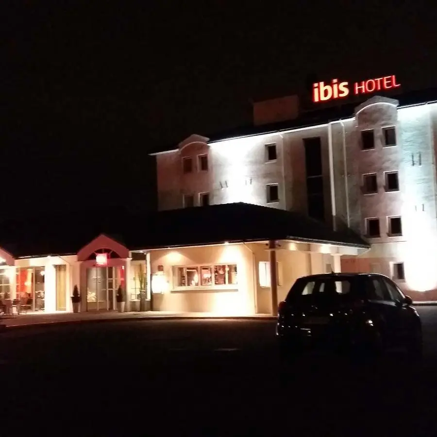 Hôtel Ibis - Lescar -