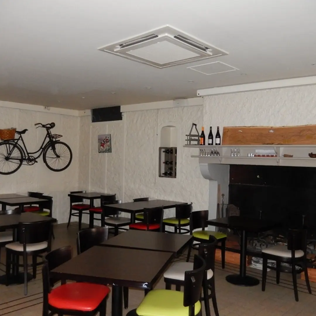 Restaurant Le Rallye - Pau - la cheminée