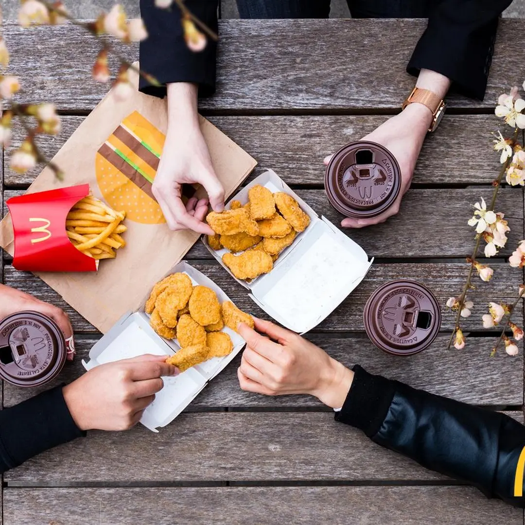 Restaurant Mc Donald's - Mazères - table