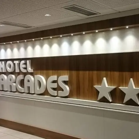 Hotel Arcades Lourdes reception