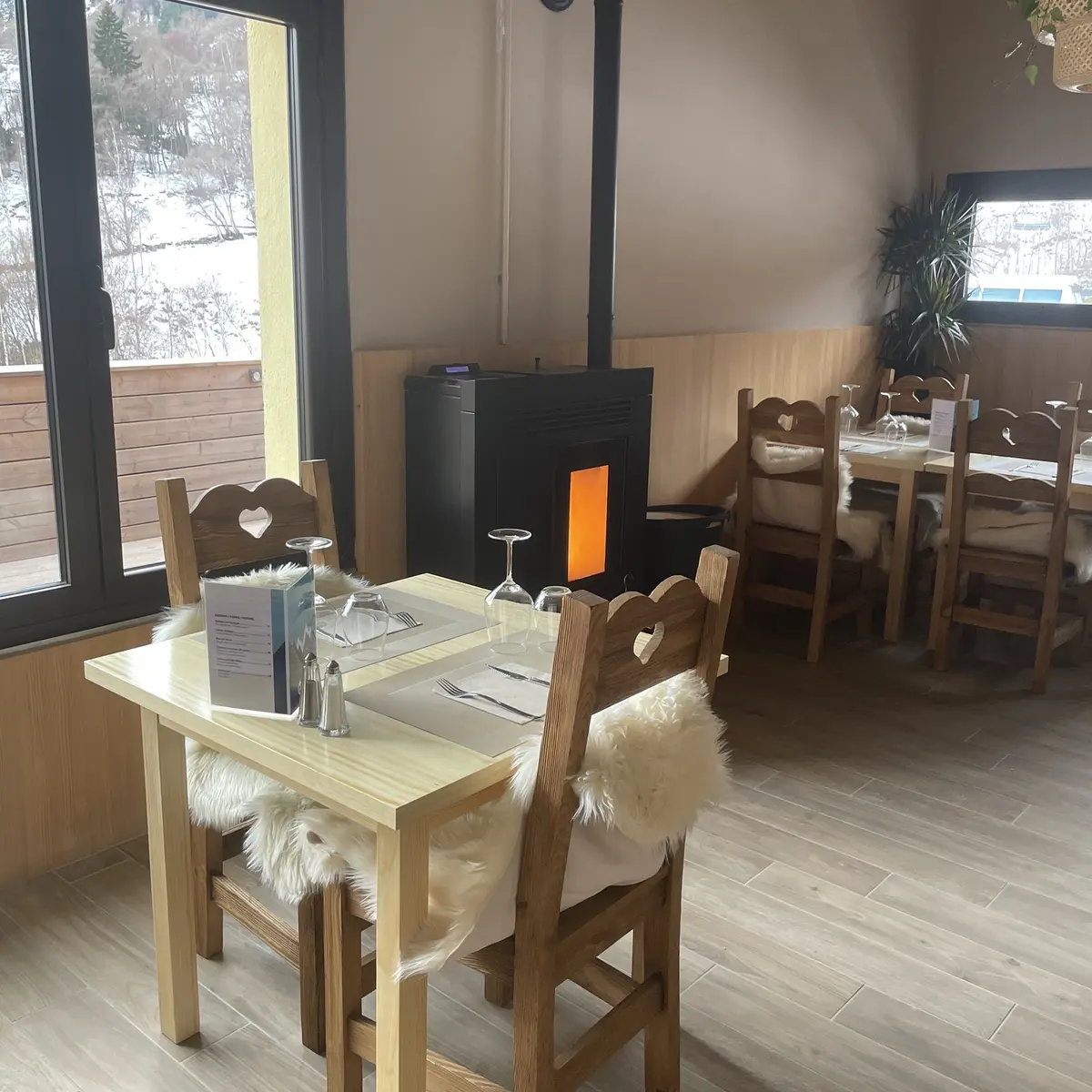 318435030_561436219326632_1558217618325029998_n