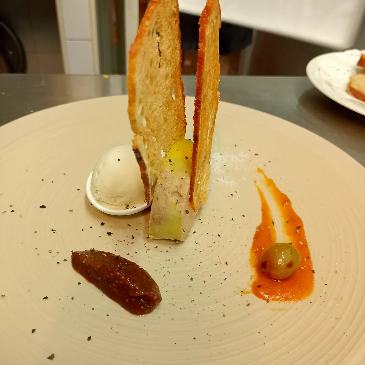 Assiette - relais de sceaury - rasigueres