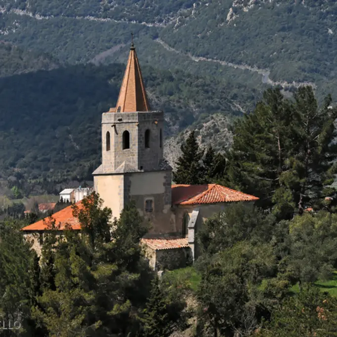 Caudies Chapelle Ntre Dame de Laval 1