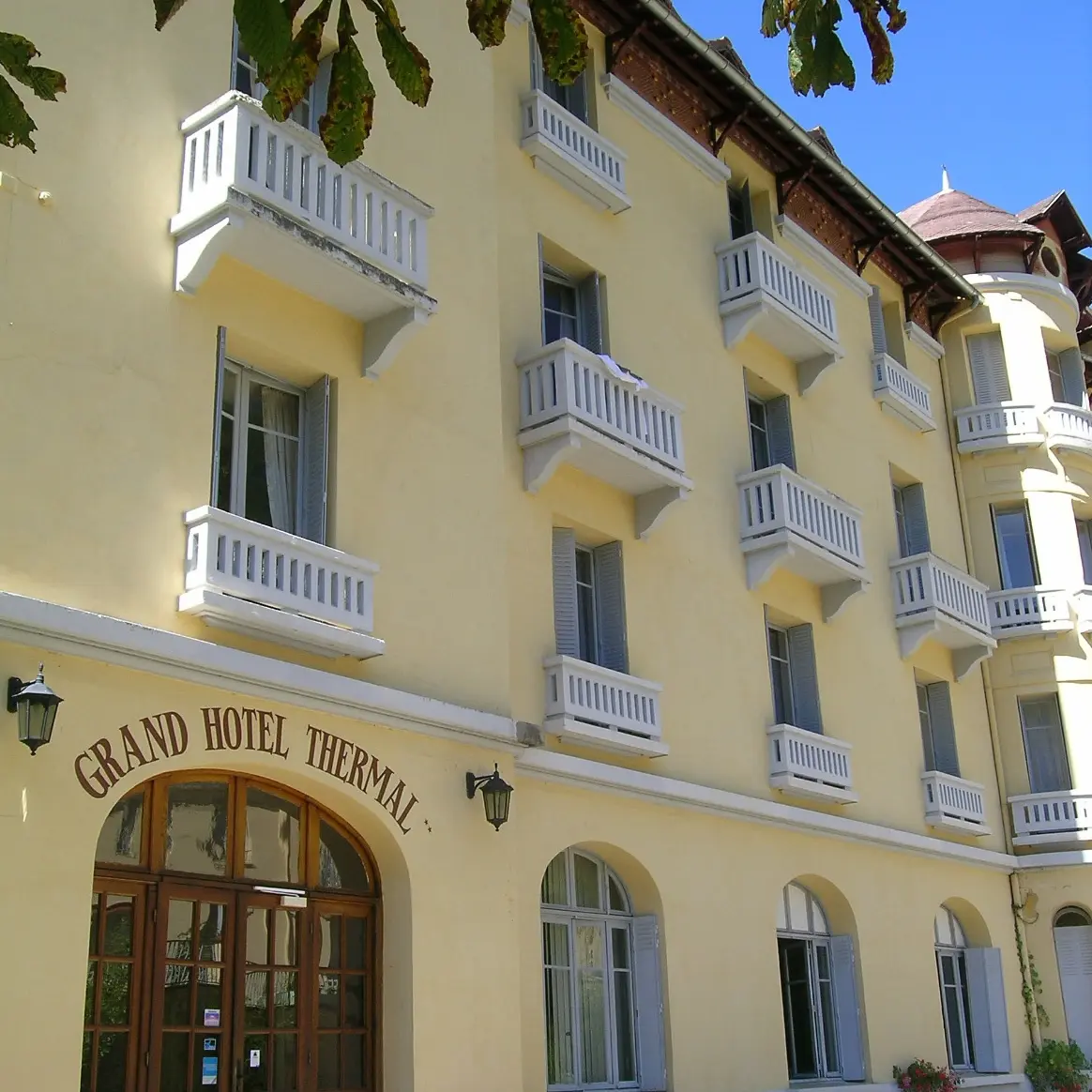 GRAND HOTEL