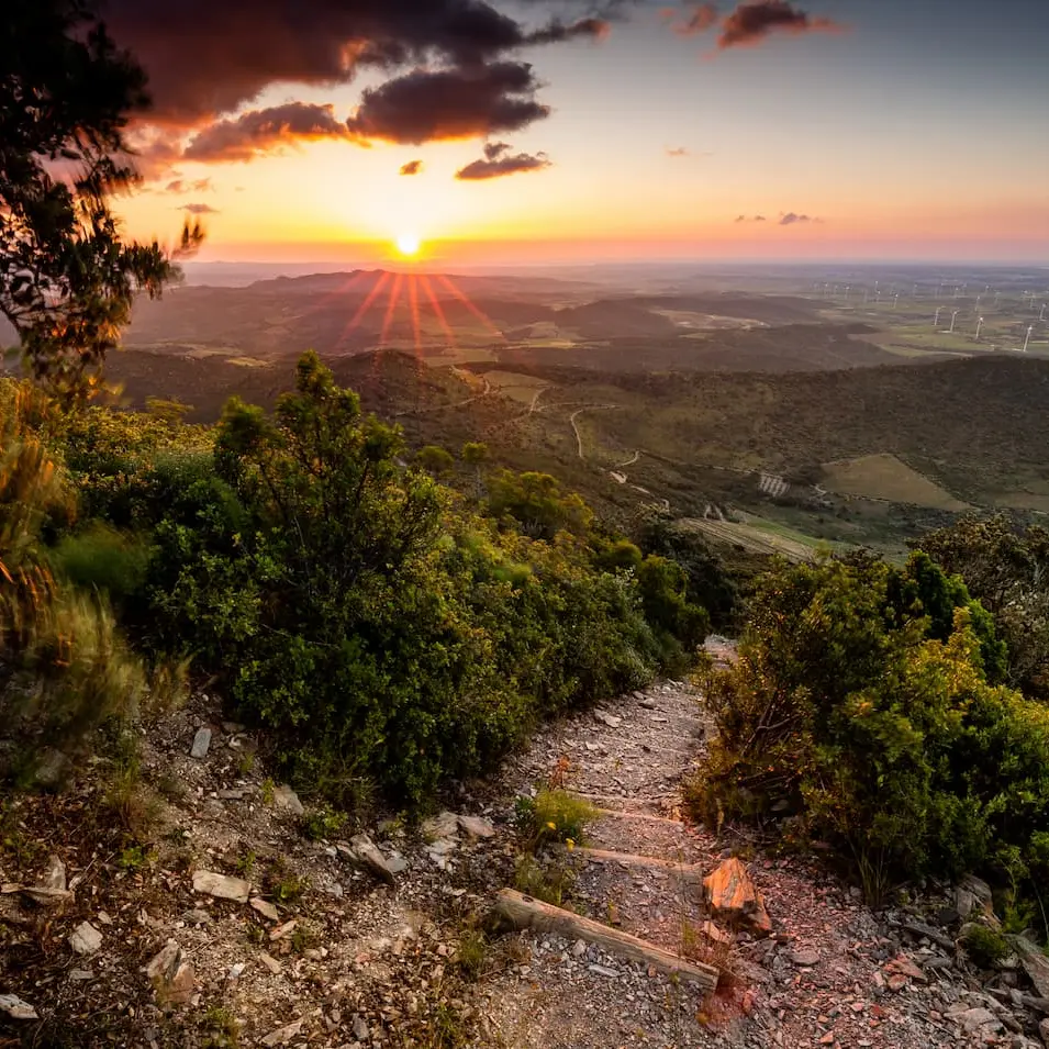 JCMILHET_BalconsNordCanigo_Forca_Real_aube