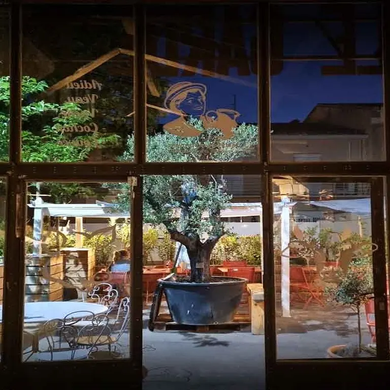 RIVESALTES LE GARDE MANGER DEVANTURE