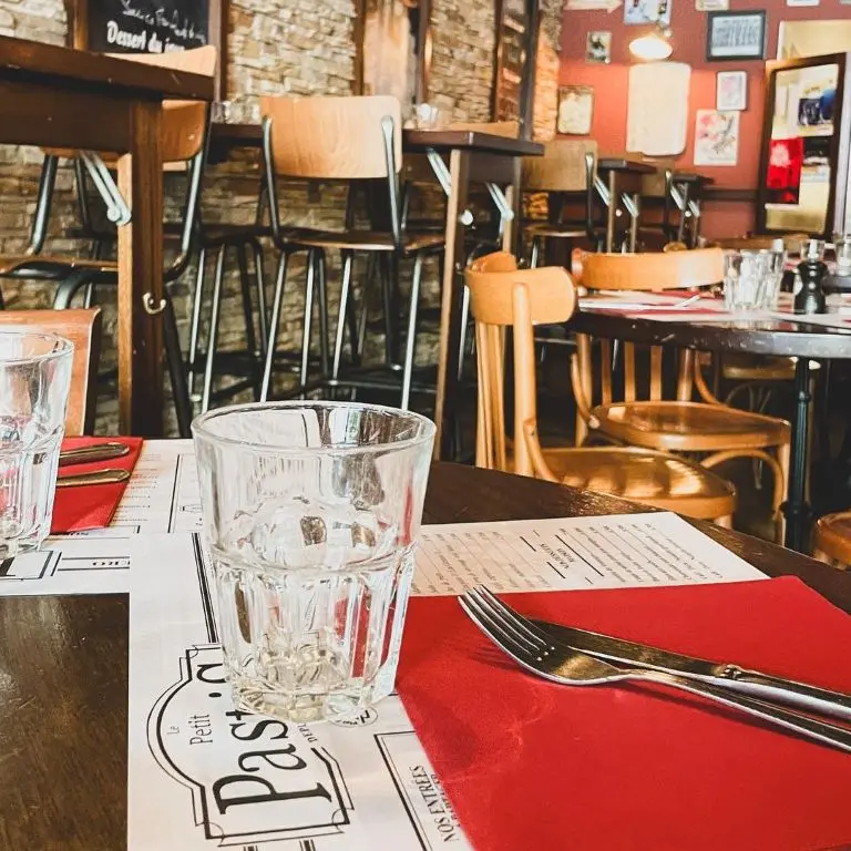 Le Petit Pastis 1