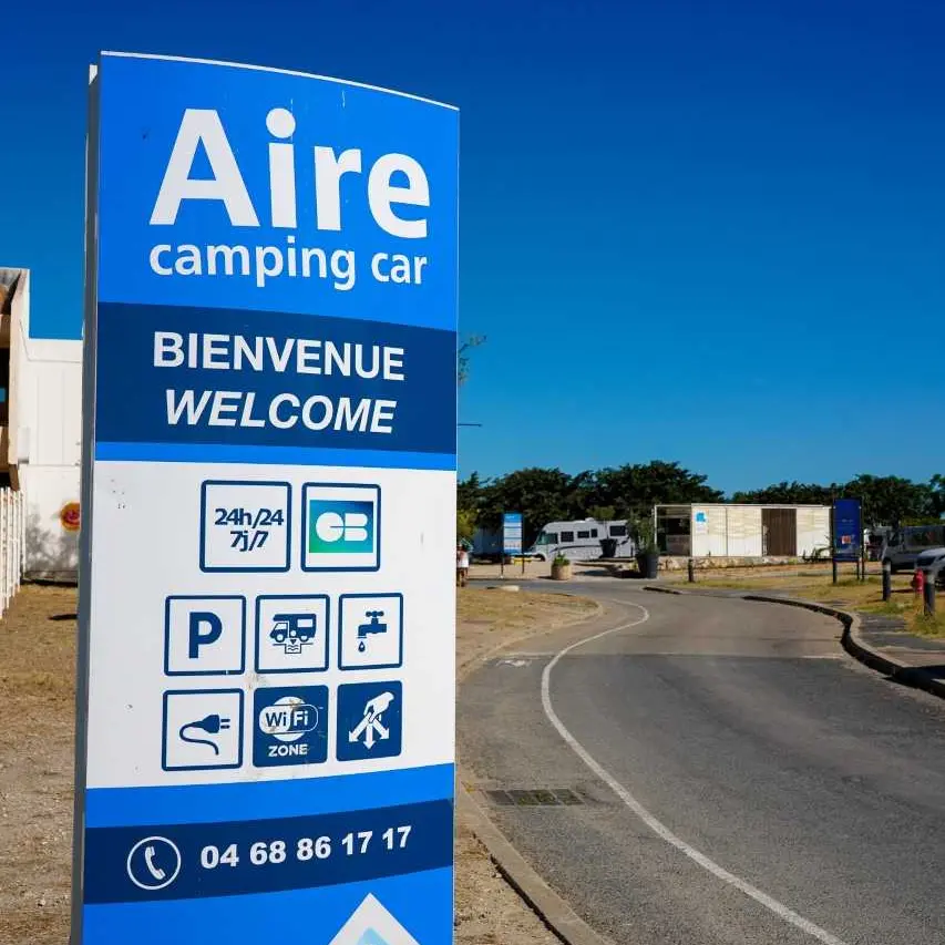 PORT BARCARES CAMPING CAR 3