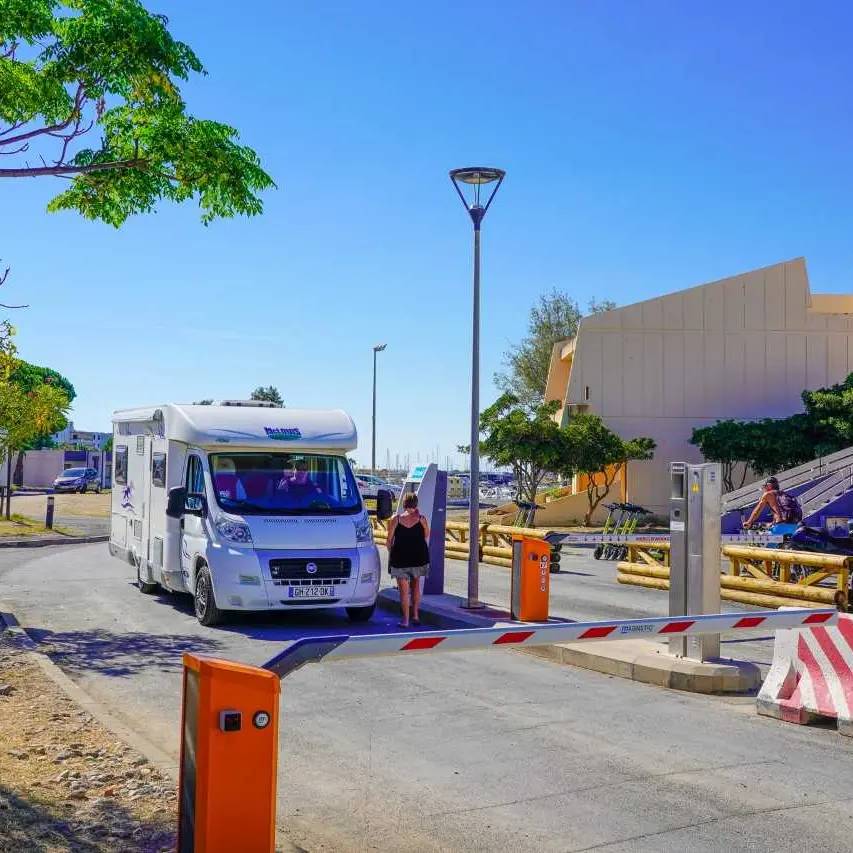 PORT BARCARES AIRE CAMPING CAR 2