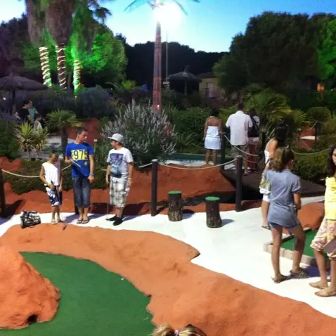 PORT BARCARES TAHITI GOLF