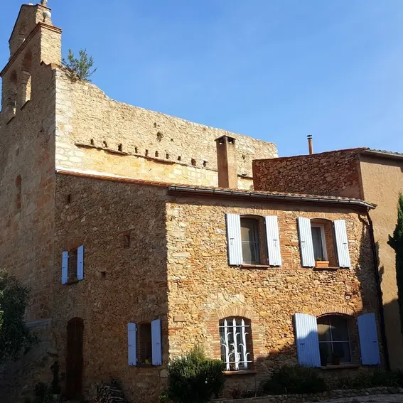L'ancienne cellera et l'église_1