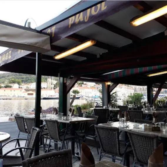 chez pujol terrasse 1