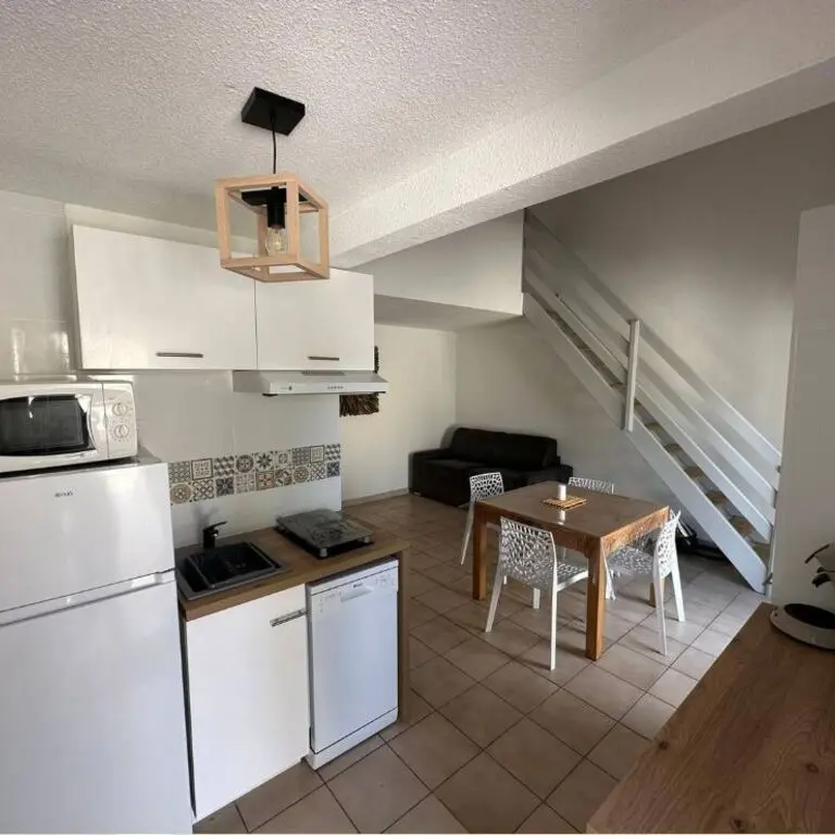 TORREILLES HLO LLENSE JULIE