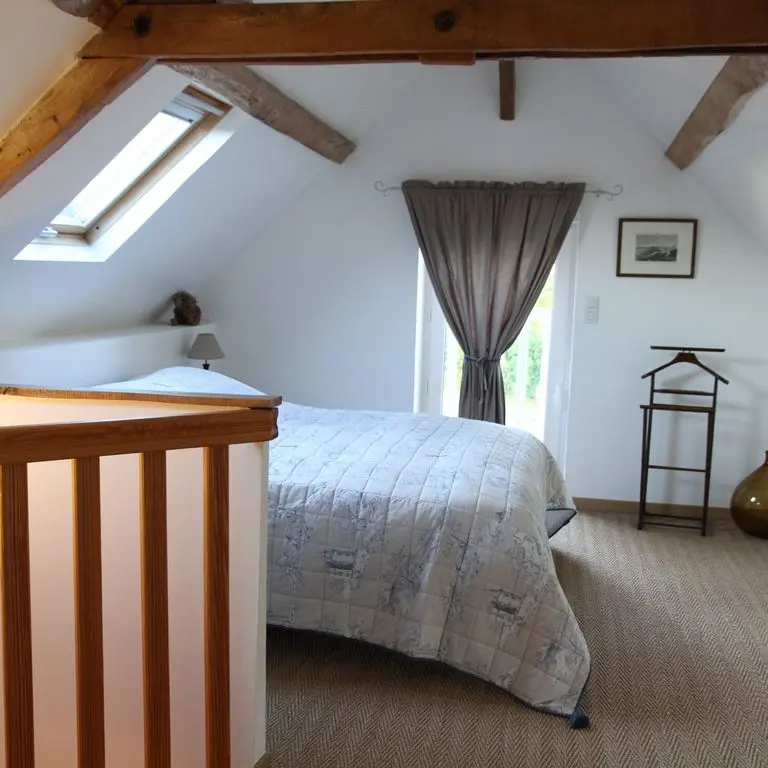 HLO-chambres-hotes-maison-saint-mayeul-bouere-03