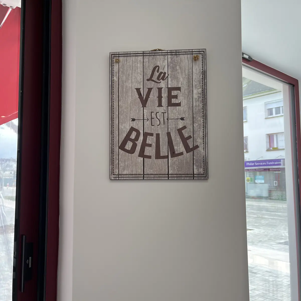 L'Avenue
