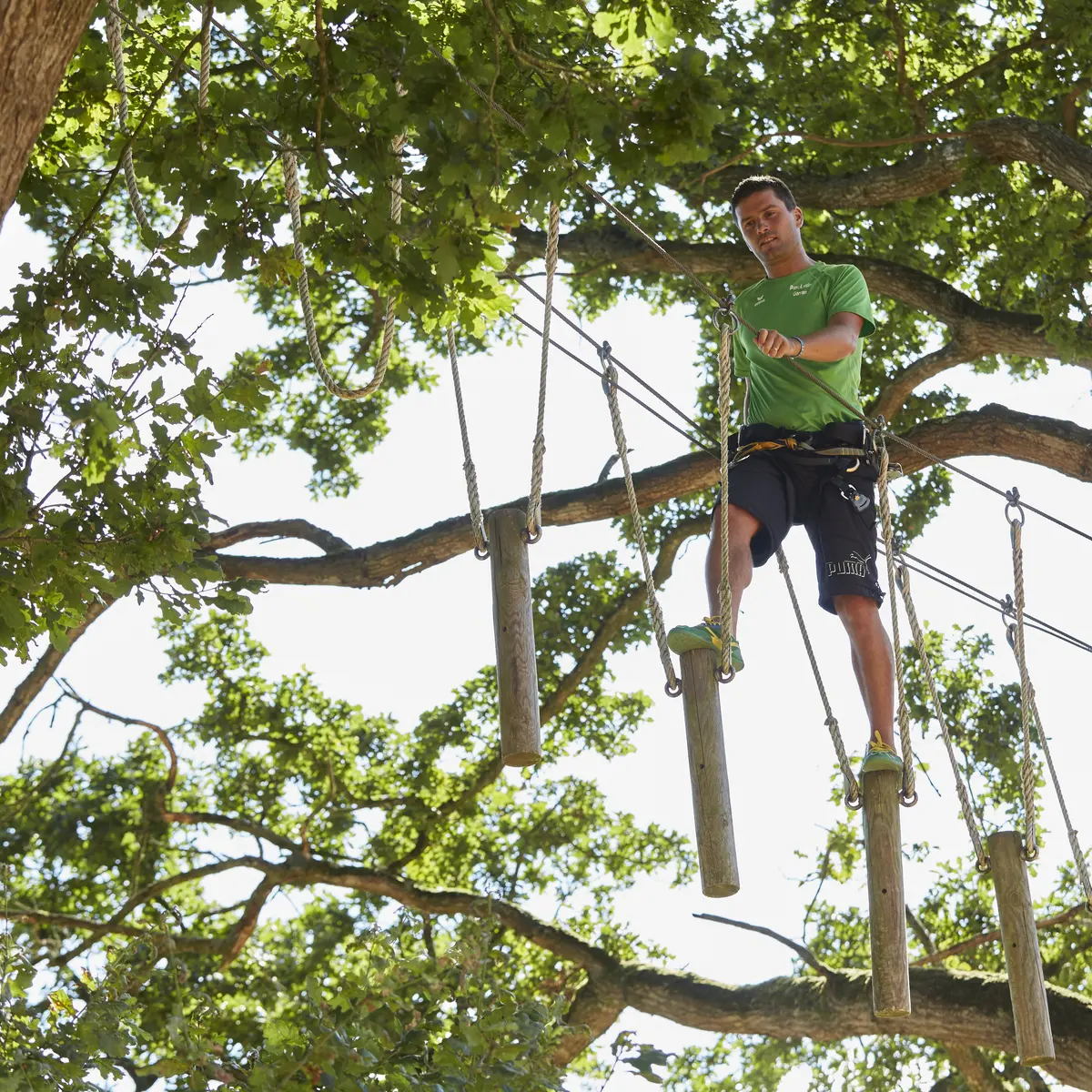 atelier sur rondins Parcours dans les arbres Gorron Parc de Loisirs de la Colmon