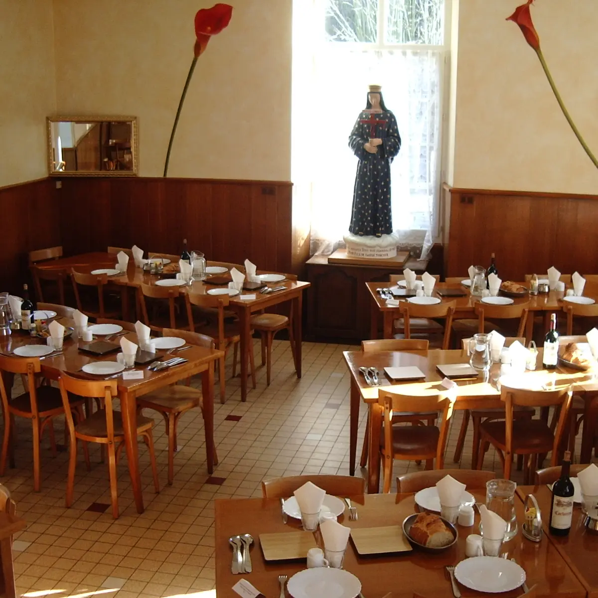hotel-restaurant-centre-pastoral-du-sanctuaire-pontmain-53-hot-1 (2)