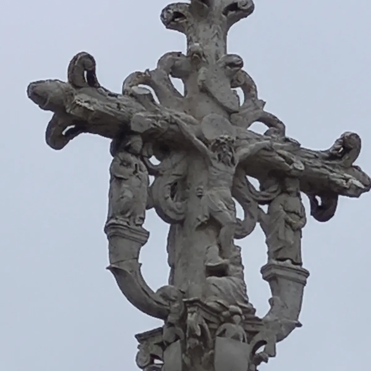 Croix de cimetière -Fontaine-en-Bray