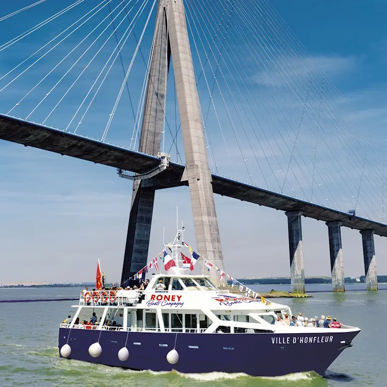 Bateau Ville d'Honfleur Pont de Normandie