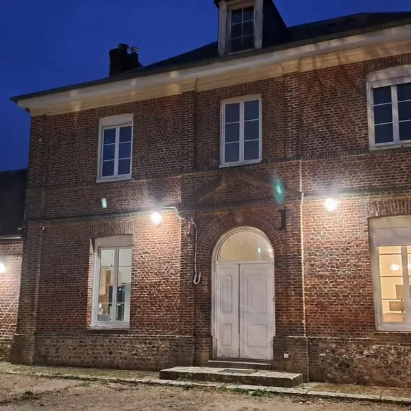 Croix-Mare_LePresbytère©MairiedeCroix-Mare