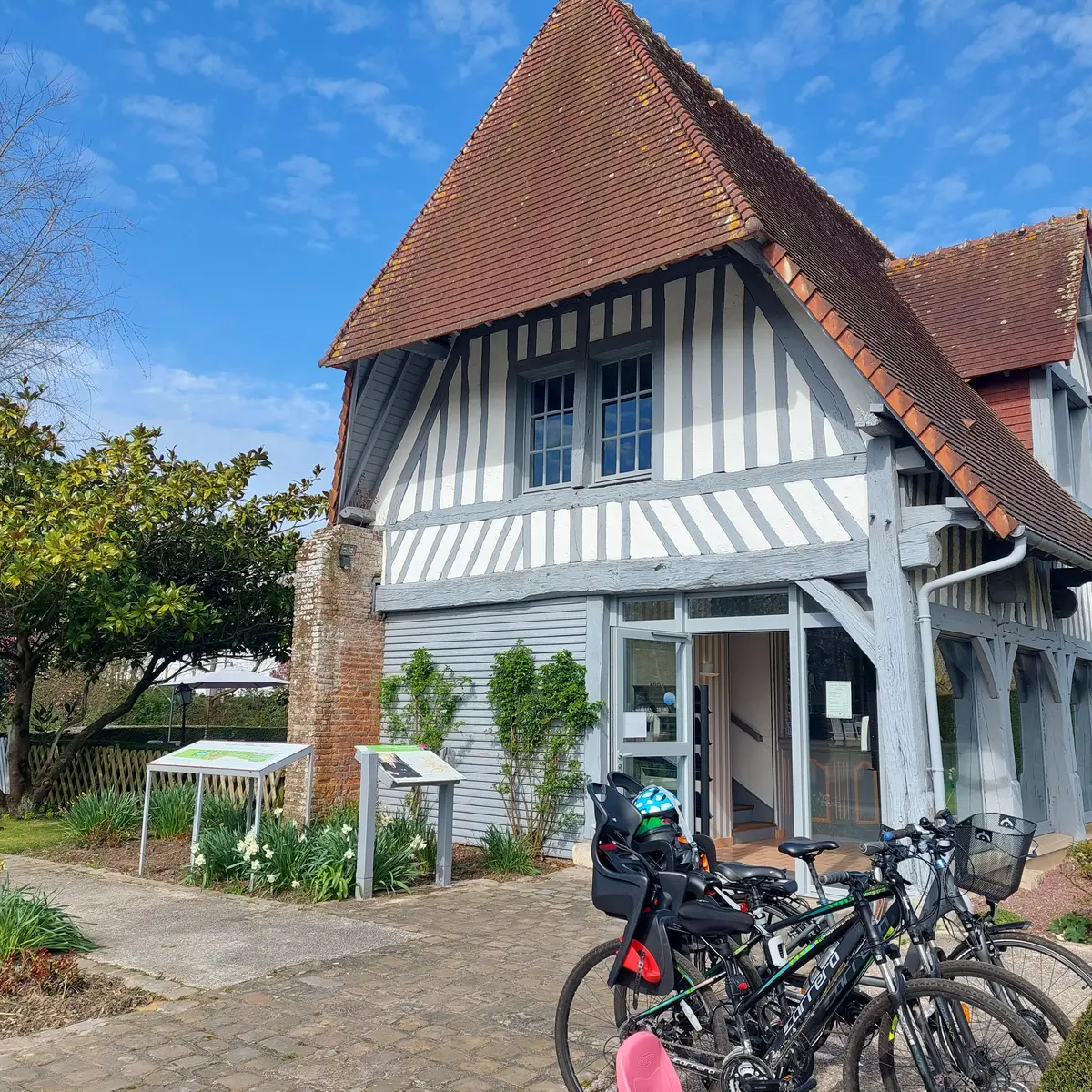 Location de vélos - Parc du Colombier à Offranville