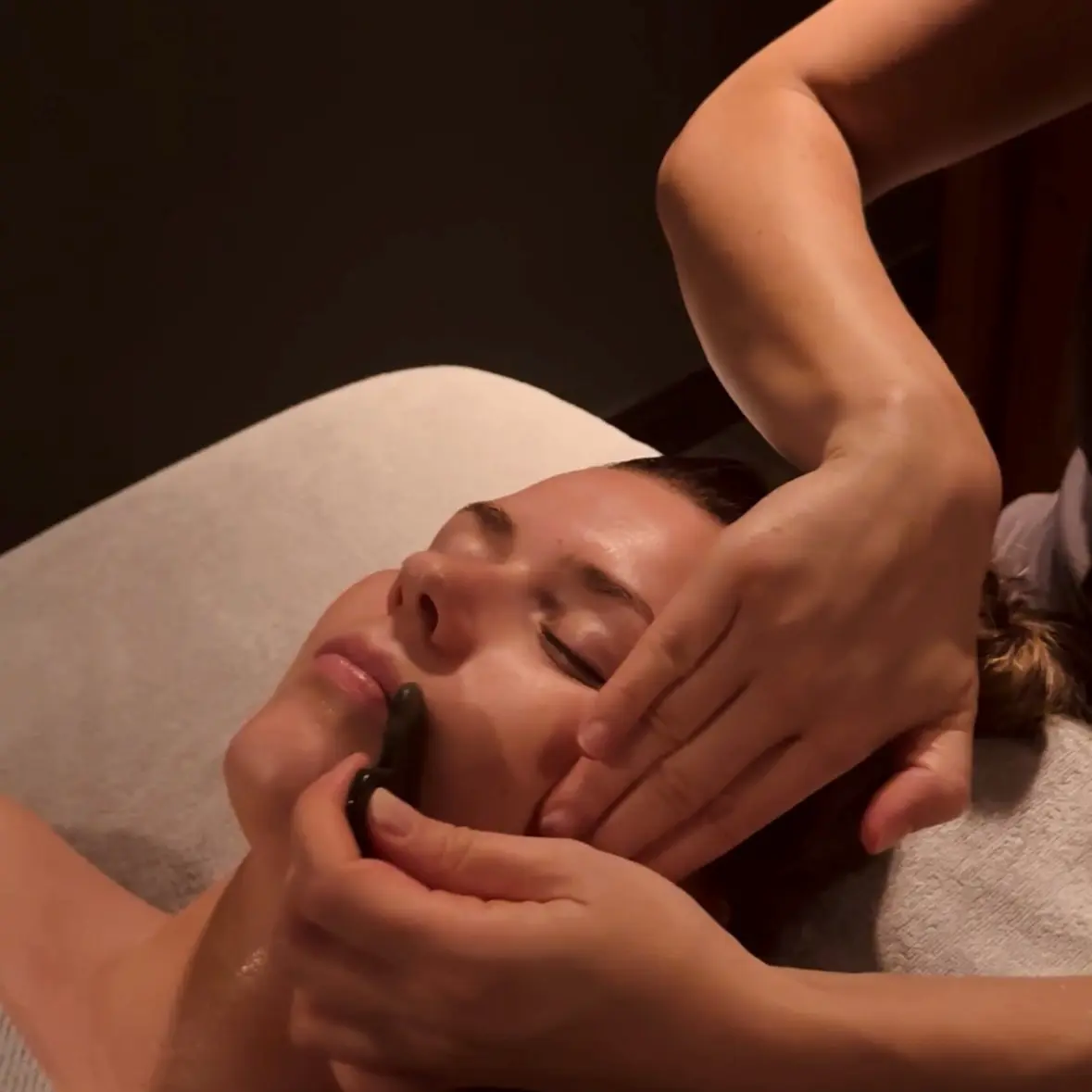 Soin visage Faustine 2024