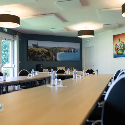 le-relais-d-etretat-salle-conference
