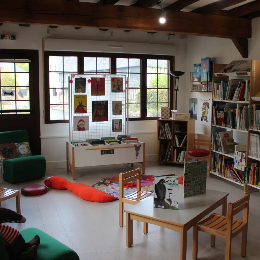 mediatheque-l-oiseau-bleu-saint-wandrille-rancon-point-info-tourisme-2