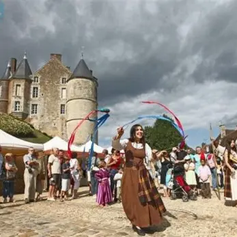 110731094106093_33_000-400x347