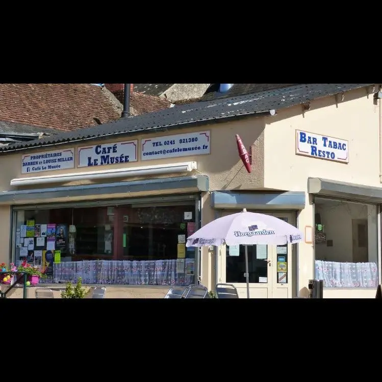 cafe le musee