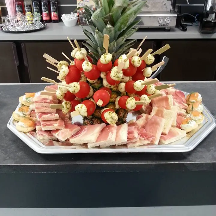 21151224_116528975748305_1398013940626524454_n