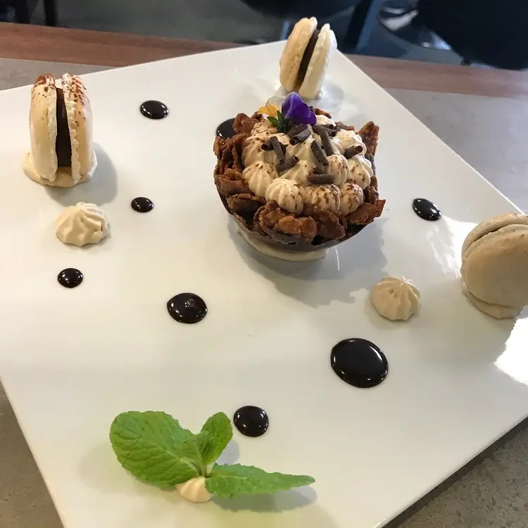 29665248-1836562699977032-2328033143017535834-o