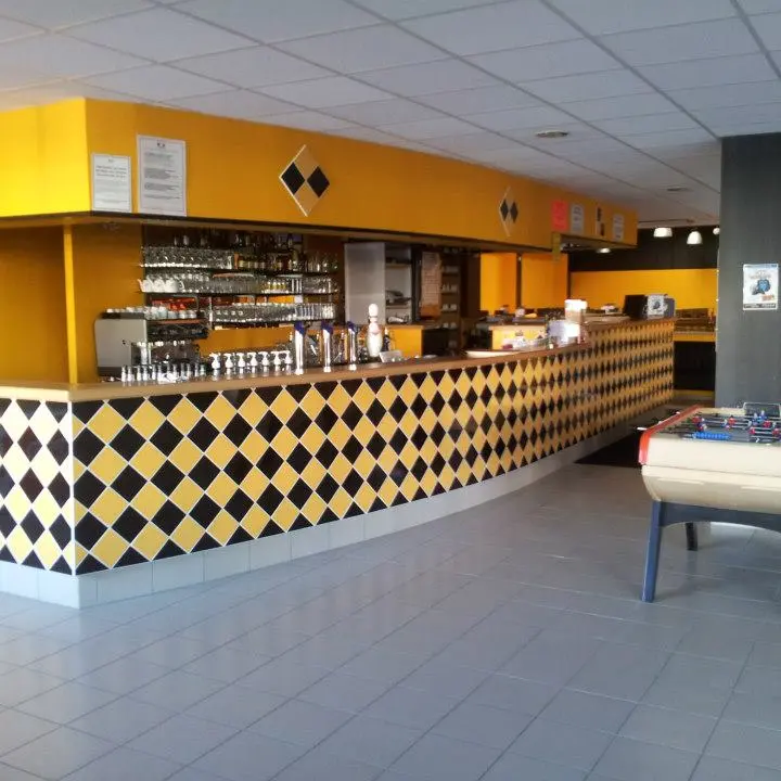 302076-626094030736739-847017099-n