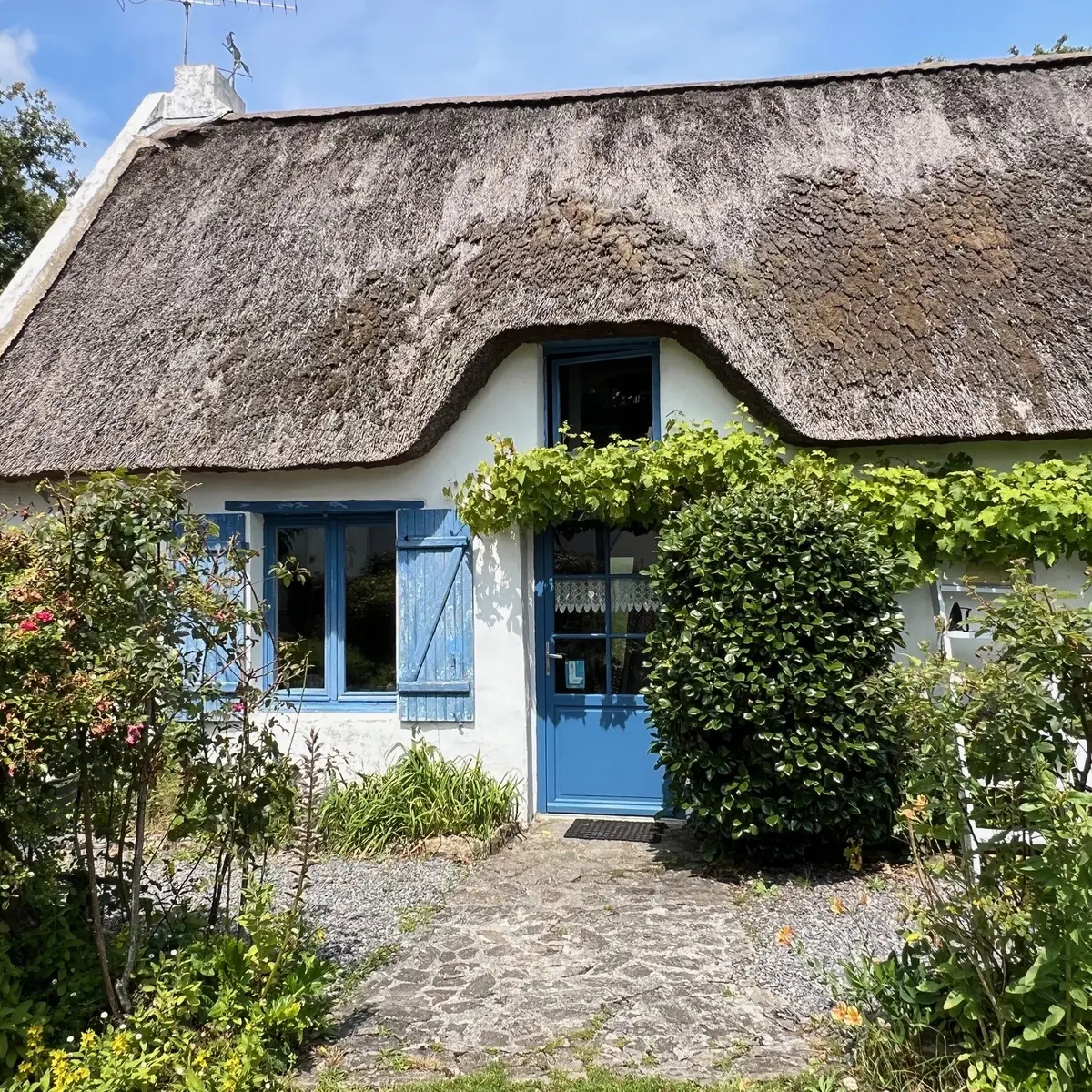 Hébergement, la chaumière des Marionnettes à la Chapelle-des-Marais