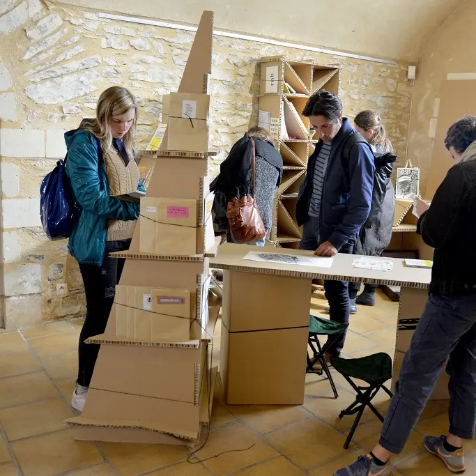 Exposition Vogues du PCP au Fort de Villès-Martin