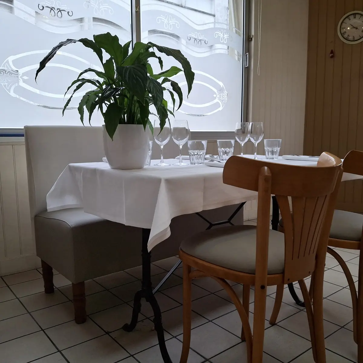 Restaurant-hotel-de-vendée-les-2-m-85200-fontenay-le-comte-2