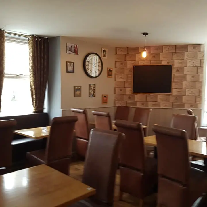 Rose and Crown_Le Lude