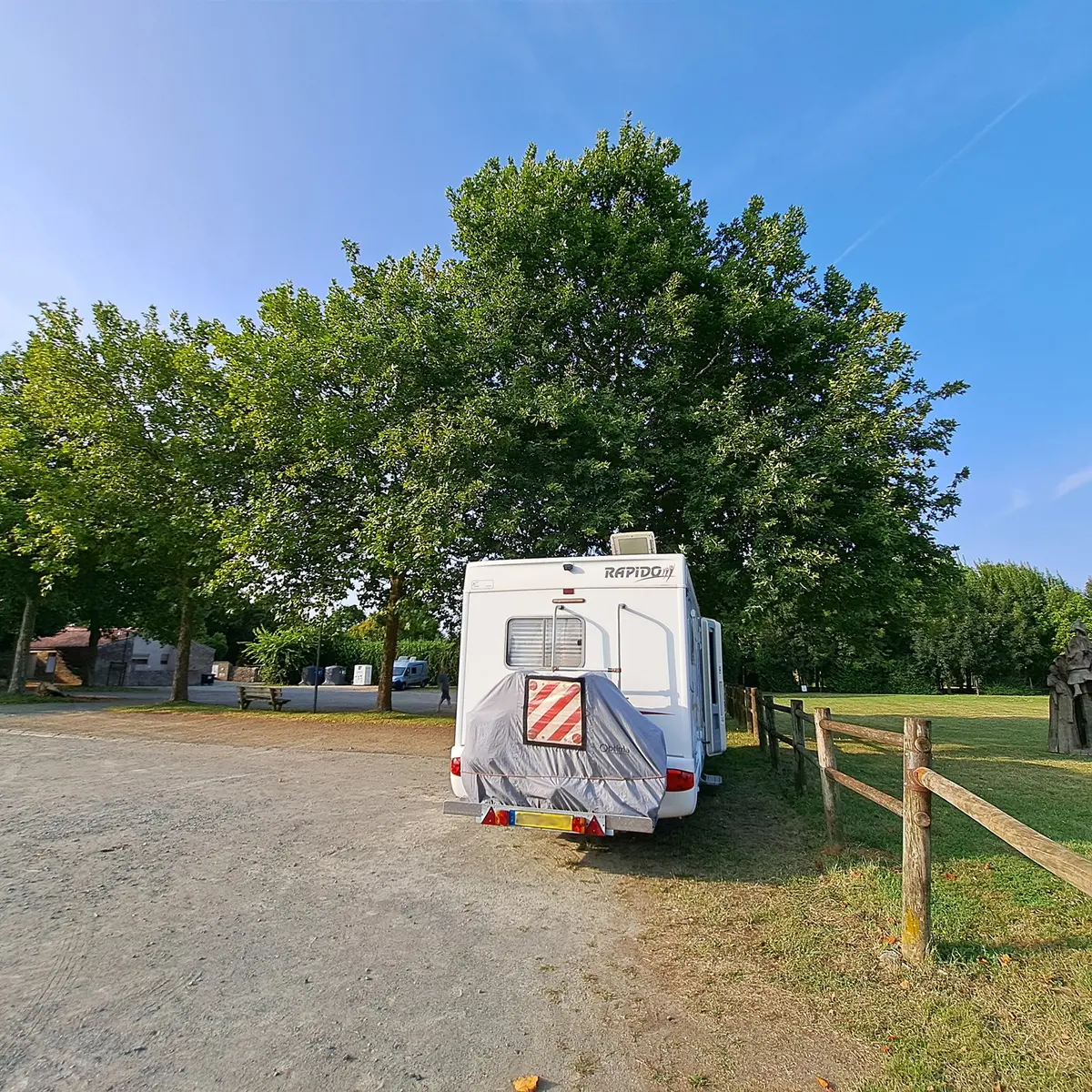 aire-camping-cars-foussais-payré-85240-5