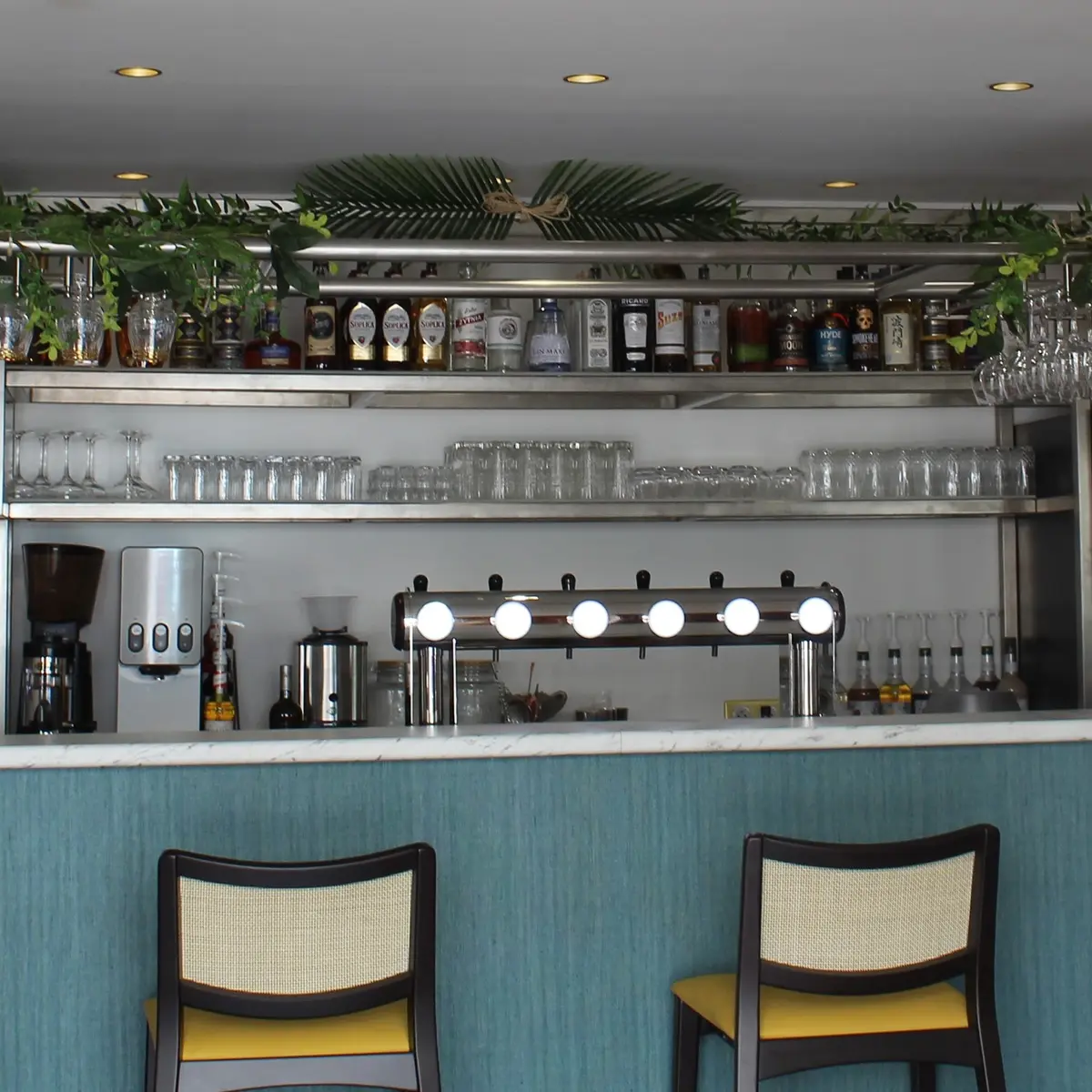 bar-brasserie-les-halles-fontenay-vendee-85200-4