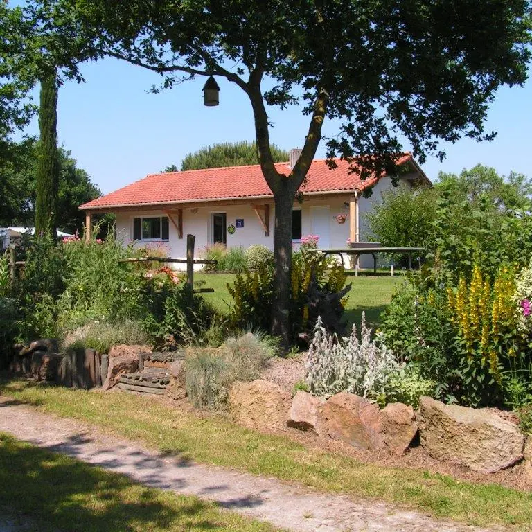 camping-le-relais-des-garennes-montbert-44-hpa-4