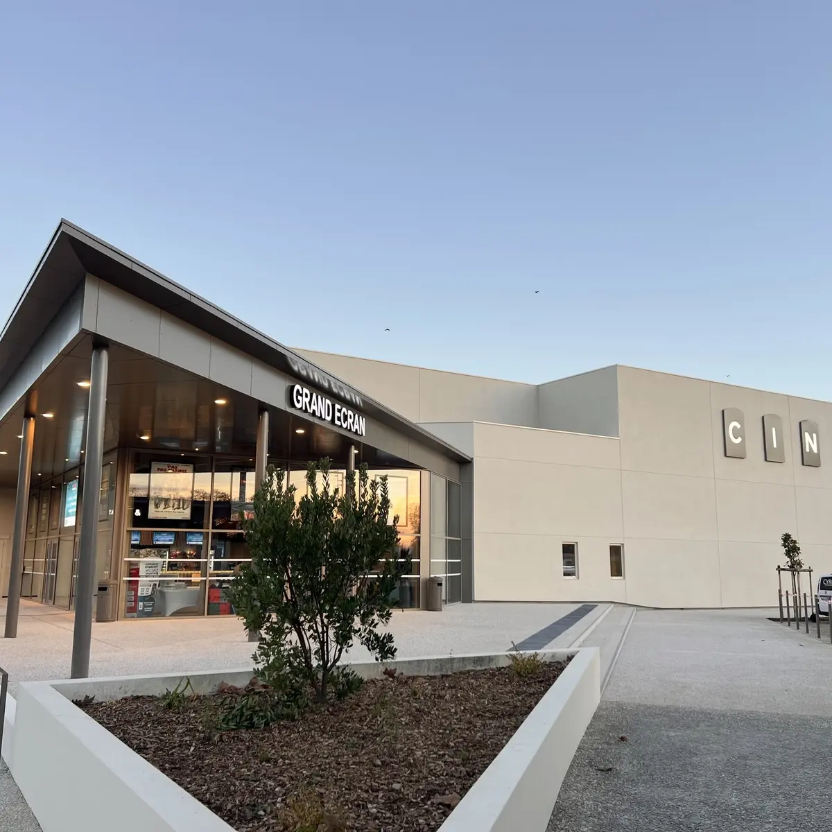 cinema grand écran fontenay-le-comte 85-1