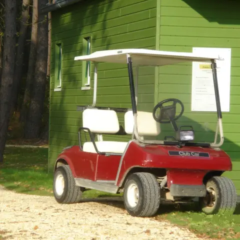 LOI49-golf-montjoie-2