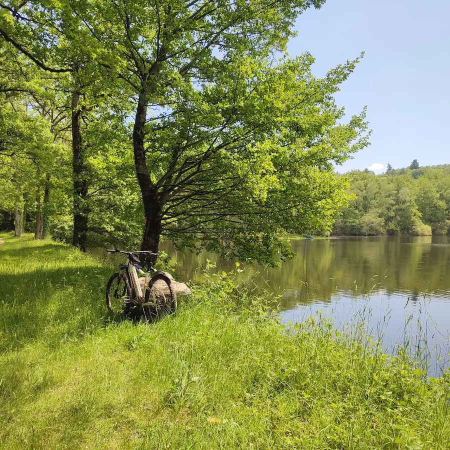 Etang de Maison Neuve - Saint-Léonards-de-Noblat - VTT - (c)Pays Monts et Barrages