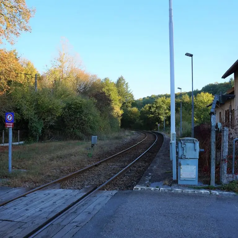 Halte ferrovière de Brignac à Royères