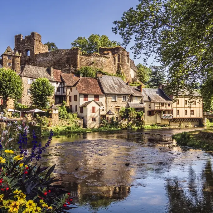 Castrum de Ségur-le-Château